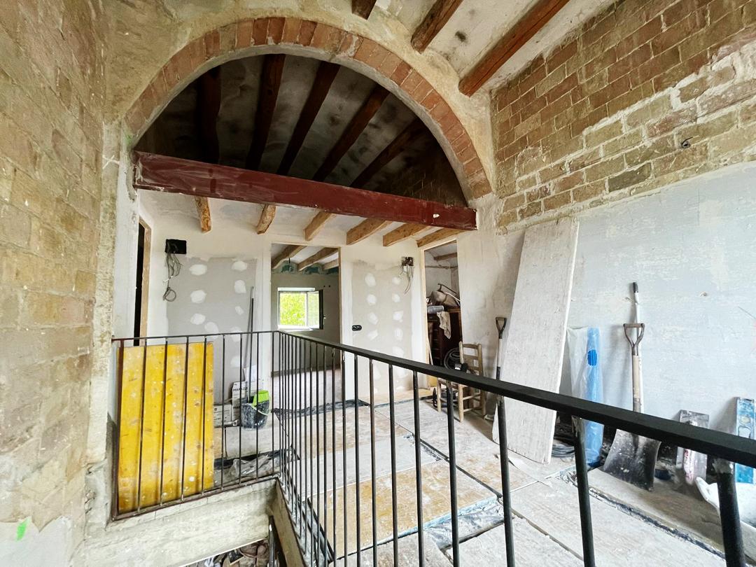 Ca l'Esquelló Espai en obres Rehabilitació Arquitectura entre vinyes