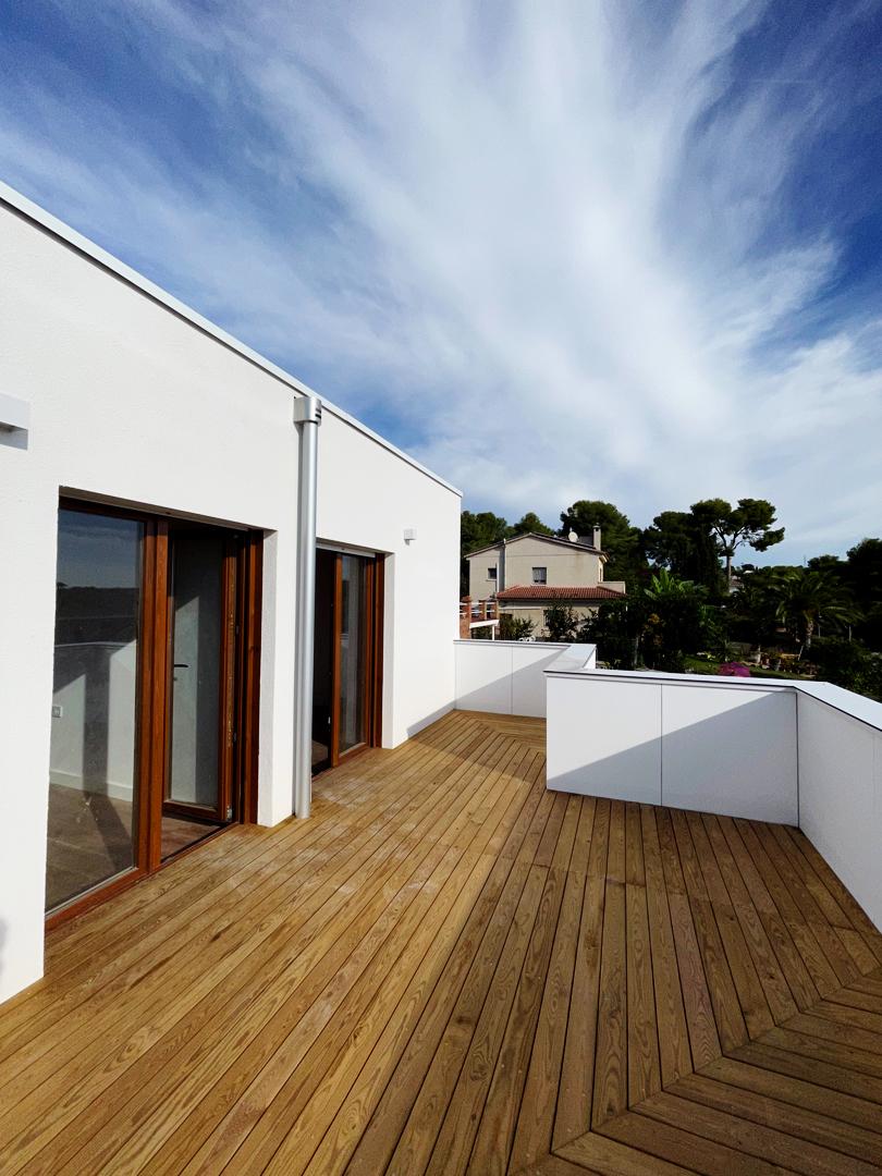 Flotats terrassa Obra nova Arquitectura entre vinyes