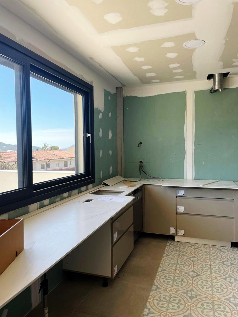 Mitjans habitació en construcció Obra nova Arquitectura entre vinyes