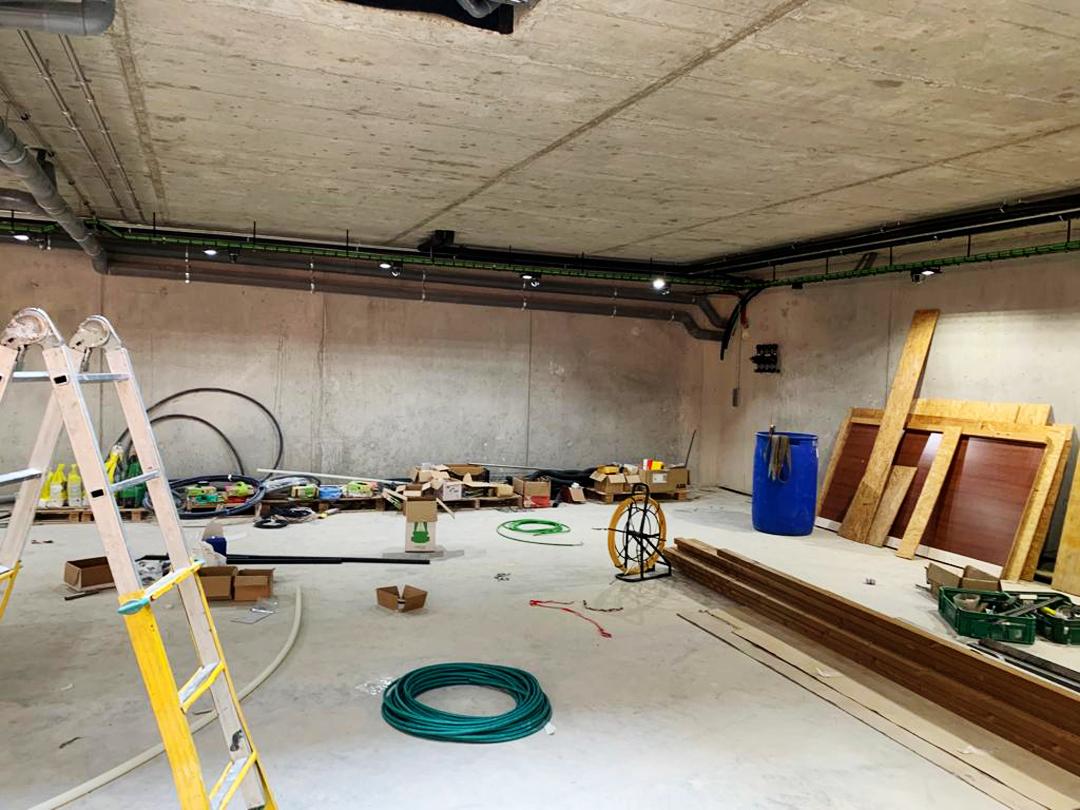 Mollerusa espai en obres amb material de construcció Obra nova Arquitectura entre vinyes